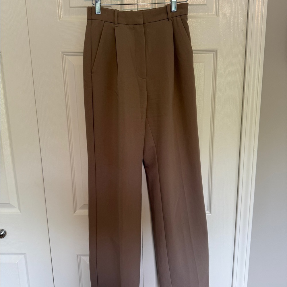 Abercrombie & Fitch Classic Tan Trousers